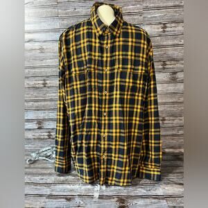 Like New Orvis Plaid Button down Large Lg Active Fit